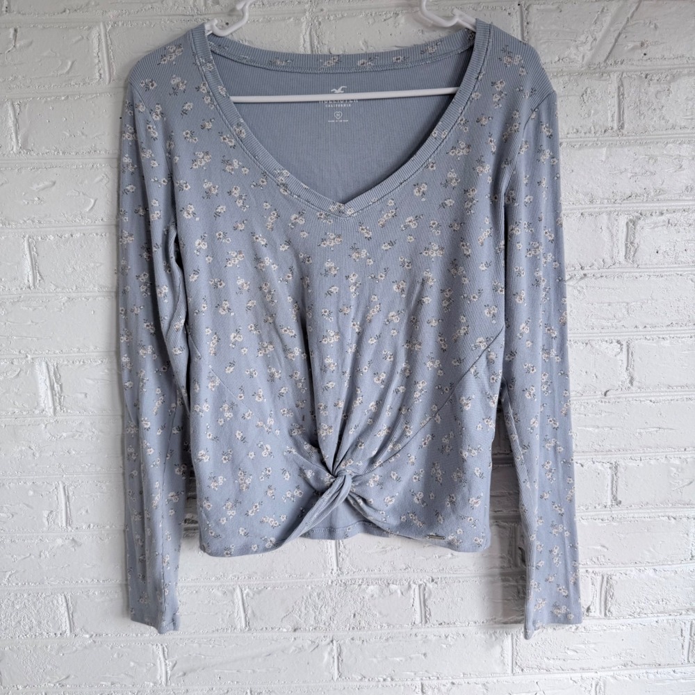 Hollister Blue Floral Ribbed V Neck Twist Front Long Sleeve Top Womens Medium